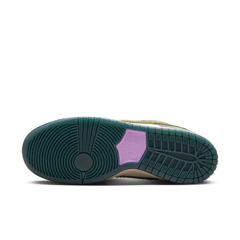 8月28日(水)発売 Alexis Sablone x Nike SB Dunk Low Pro QS