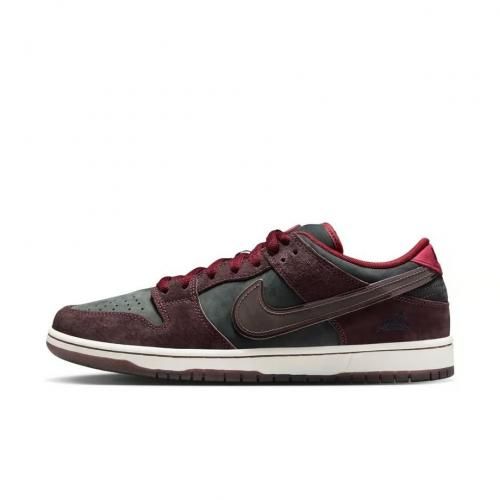 <img class='new_mark_img1' src='https://img.shop-pro.jp/img/new/icons8.gif' style='border:none;display:inline;margin:0px;padding:0px;width:auto;' />NIKE SB - DUNK LOW PRO QS 