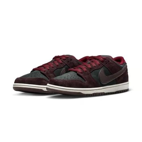 <img class='new_mark_img1' src='https://img.shop-pro.jp/img/new/icons8.gif' style='border:none;display:inline;margin:0px;padding:0px;width:auto;' />NIKE SB - DUNK LOW PRO QS 