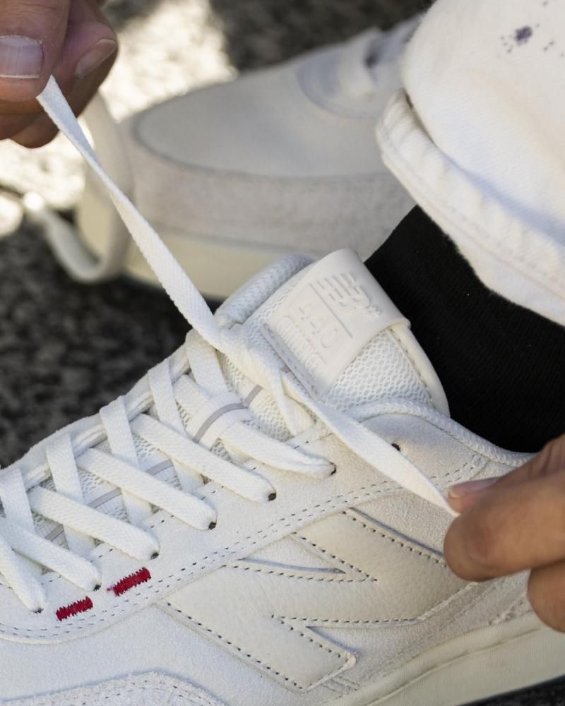 靴 NEW BALANCE NUMERIC NM379MCH CHALLENGER New Balance Numeric x Challenger 440 V2 (Sea Salt) – Kinetic