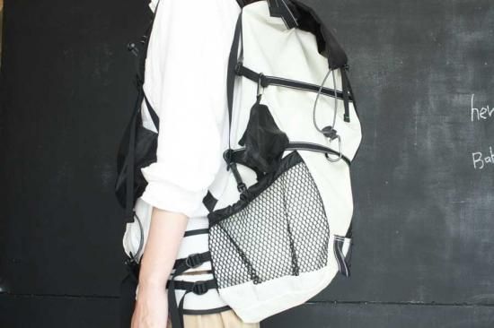 and wander アンドワンダー 40L backpack バックパック