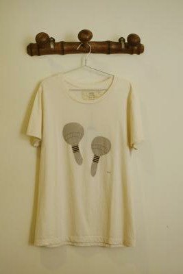 TOMOTAKE　トモタケ　楽器 T-shirt　半袖　マラカス