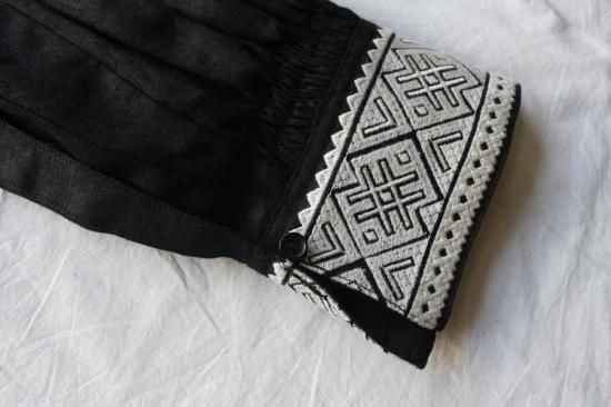 cardo fabrica カルドファブリカ リネン刺繍×ピンタックプリーツ