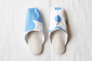 how to live ϥȥ Pair of slipper col/ white blue
