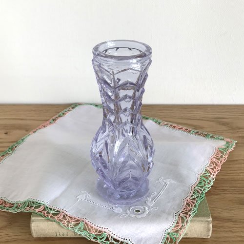 アレキサンドライト  クリスタル  花瓶