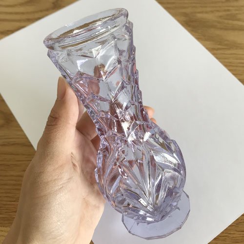チェコスロヴァキア時代のガラス花瓶 アレキサンドライトガラス ZBS ...
