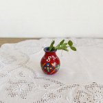 チェコスロヴァキア　1948年のハンドペイントの小さな花瓶　7　赤