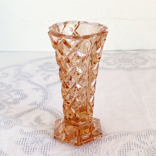 チェコスロヴァキア ボヘミアガラスの花瓶 10.5cm ピンク - チェコ雑貨