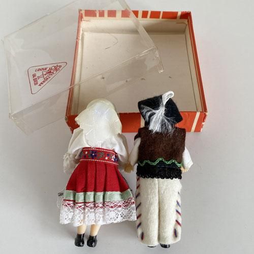 チェコスロヴァキア時代の民芸品 箱入り人形 10cm タトラの民族