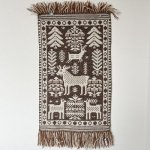 ポーランド・ヤノフ村の織物　42×72　ロムアルダさんのグレーと薄茶のヘラジカ柄