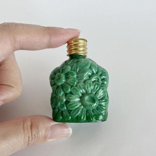 チェコ ボヘミアガラスの香水瓶 マラカイトガラス（金蓋