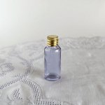 チェコ　ボヘミアガラスの香水瓶　アレキサンドライトガラス　楕円柱