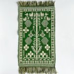 ポーランド・ヤノフ村の織物　42×68　ロムアルダさんの緑のブドウの生命の樹