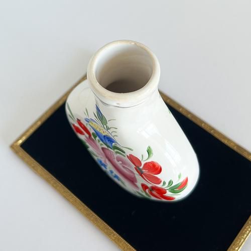 チェコ硝子花瓶　箱付き　お値下げ❗️ チェコ硝子花瓶 箱付き お値下げ❗️ Des Potsの花瓶をネットショップに