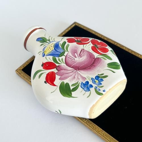 赤土色のハンドル付き陶器瓶 花瓶 赤土色のハンドル付き陶器瓶 花瓶