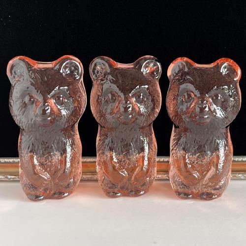 チェコ ボヘミアガラスの置物 くま ピンク - チェコ雑貨とチェコ絵本の