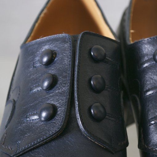 buttoned shoes：そのみつ｜toron（トロン）