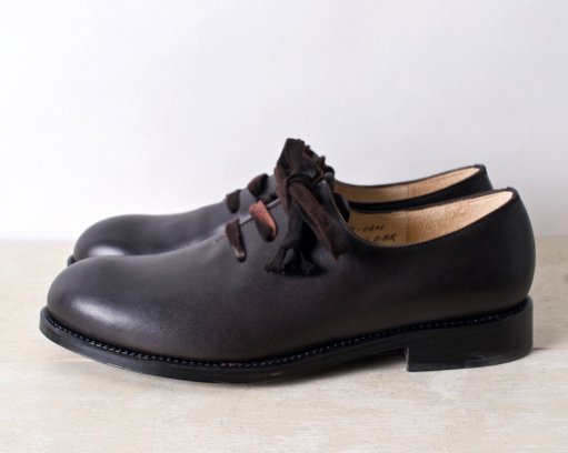 hole-cut shoes / Baranil / dark brown：そのみつ｜toron（トロン）