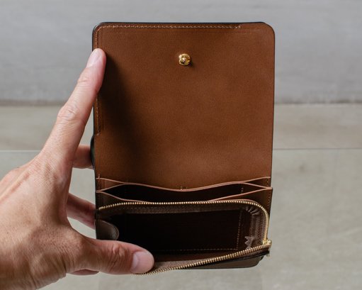 short wallet / cordovan / black：forme｜toron（トロン）