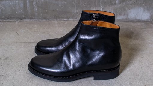 Molder / baby buffalo / black：forme｜toron（トロン）