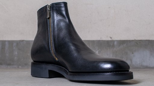 Molder / baby buffalo / black：forme｜toron（トロン）