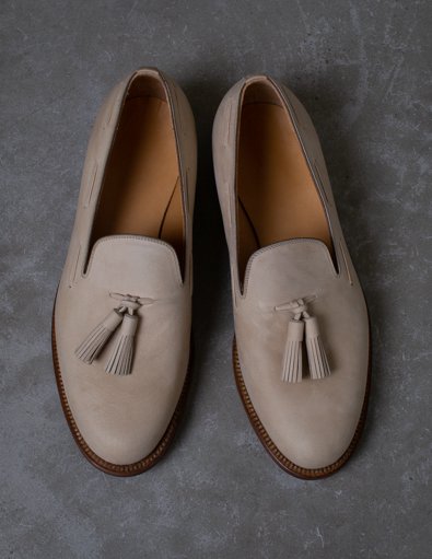 Tassel loafer plain toe / SHF / ivory：forme｜toron（トロン）