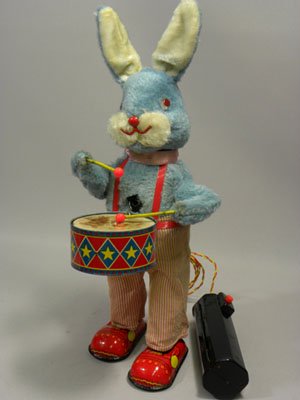 アルプス ウサギの太鼓叩き Peter The Drumming Rabbit ブリキ