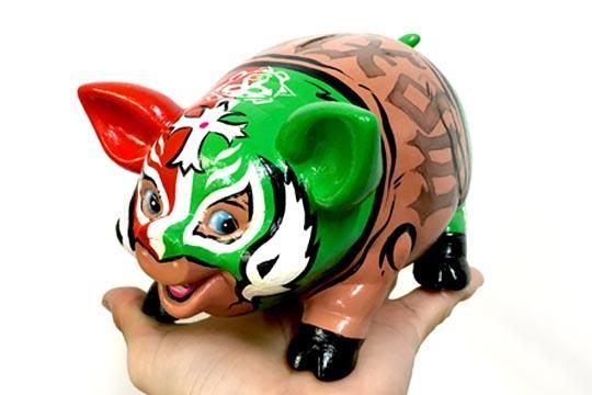 メキシコ プロレス ルチャリブレ ピギー バンク 貯金箱 ミステリオ 通販ページ メキシコ雑貨 通販 雑貨屋fandango ファンダンゴ メキシカンスカル グアダルーペ ルチャ リブレ メキシコのインテリア 雑貨を名古屋大須で販売のオンラインショップ