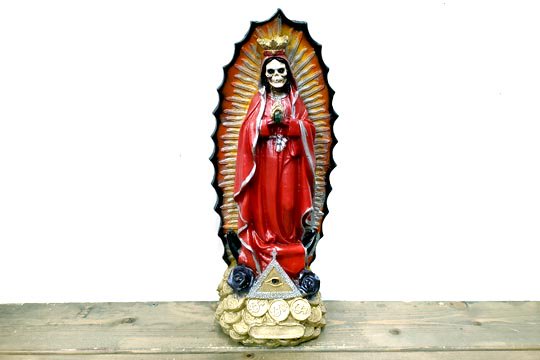メキシコ サンタムエルテ マリア グアダルーペ 魔除け 置物 (31cm) 赤　通販ページ -  メキシカンスカル、グアダルーペの聖母、ルチャリブレ等のメキシコ雑貨と 日本の雑貨を売ってます。　名古屋大須の雑貨屋、雑貨屋ＦＡＮＤＡＮＧＯ