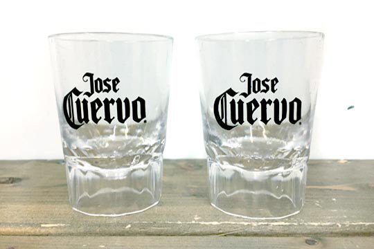 メキシコ お酒 テキーラ ホセ・クエルボ プラスチック ショットグラス ２個セット　通販ページ