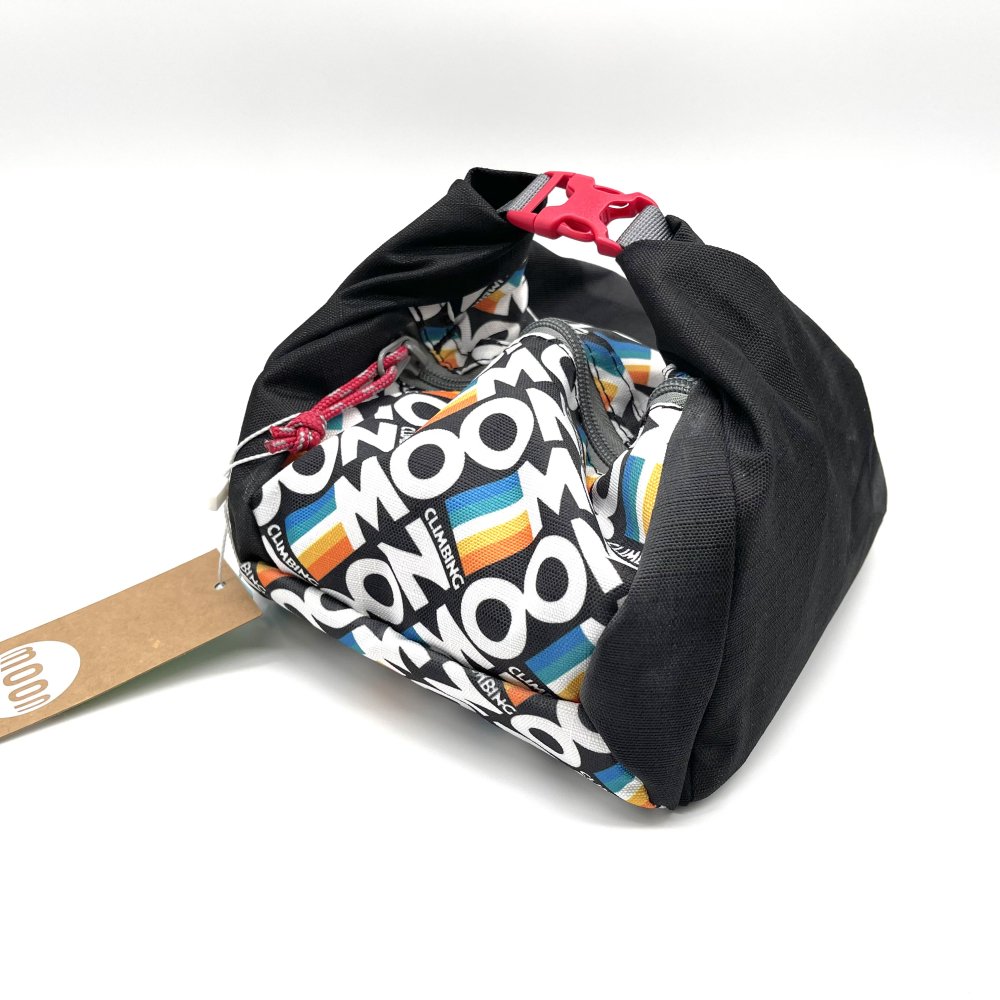 MOON「Bouldering Chalk Bag Retro Stripe」ムーン　ボルダリングチョークバッグ　レトロストライプ