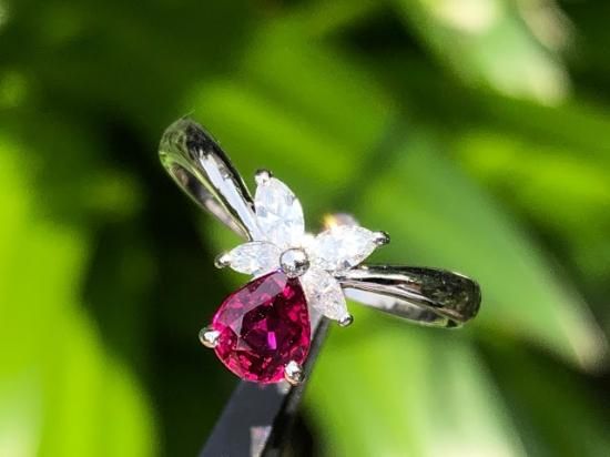 結構赤いよでも 赤いルビーというにはもうちょいかなぁ まぁ でも綺麗ですよ Pt900 リング 12 Vintage Japanese Jewelry 昭和ジュエリー 肥前屋質店 渕上清志 結構赤いよでも 赤いルビーというにはもうちょいかなぁ まぁ でも綺麗ですよ Pt900 リング 12 Vintage Japanese Jewelry 昭和ジュエリー 肥前屋質店 渕上清志