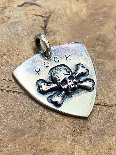 シルバーアクセサリー ペンダントトップ プレート シルバー925 silver925 シルバーペンダント ピック ギターピック ドクロ ロック  ROCK ヒッピーファッション、アジアンファッション、旅人系、オリジナルタイダイ染め、旅空tabisora foolsgold web-shop