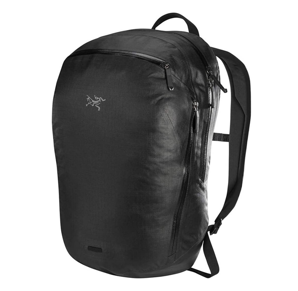 ARC'TERYX　GRANVILLE 16 黒グランビル16タグ付き実質未使用474cm