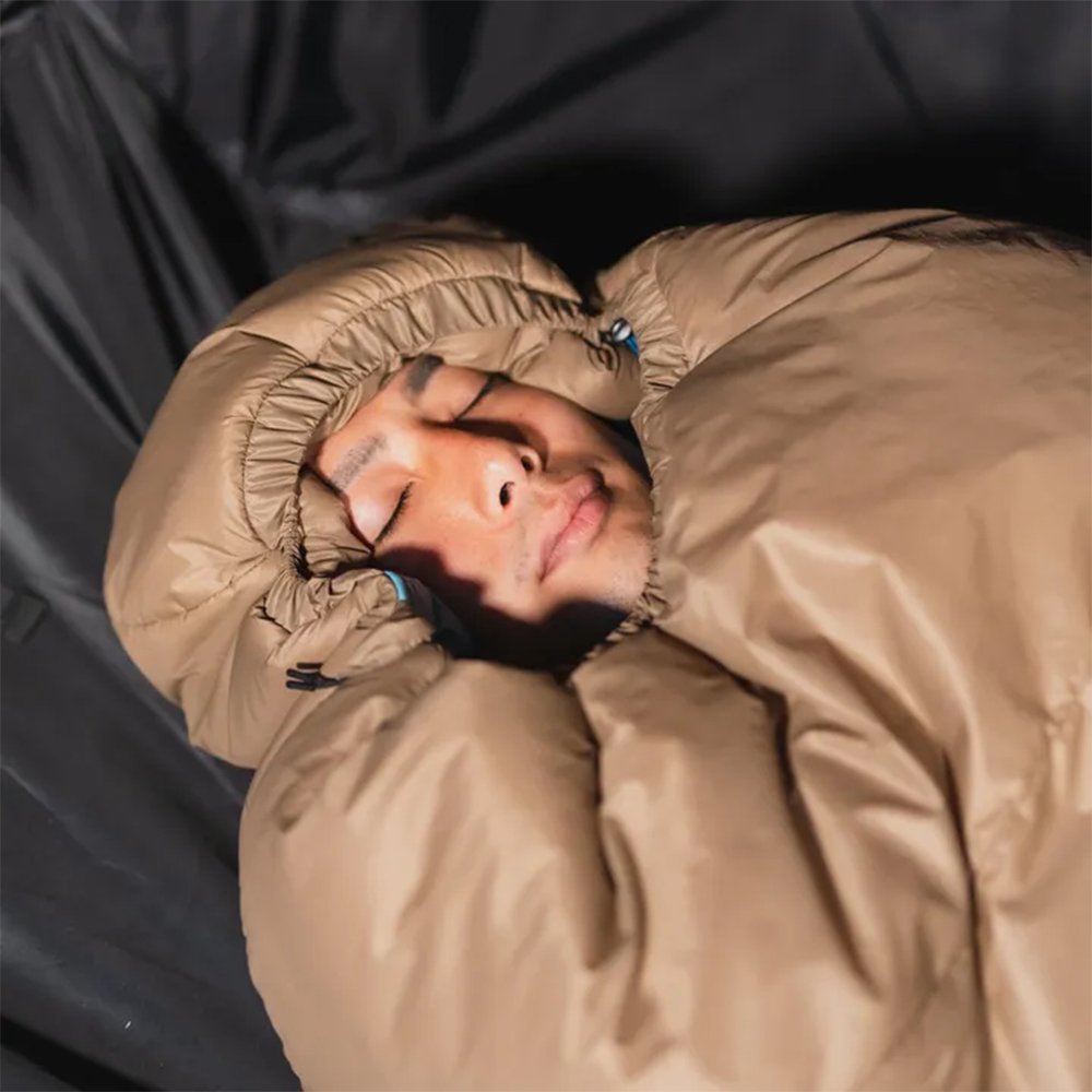 快適0度、限界-10度！薄くて暖かい、災害時にも役立つ防寒寝袋
