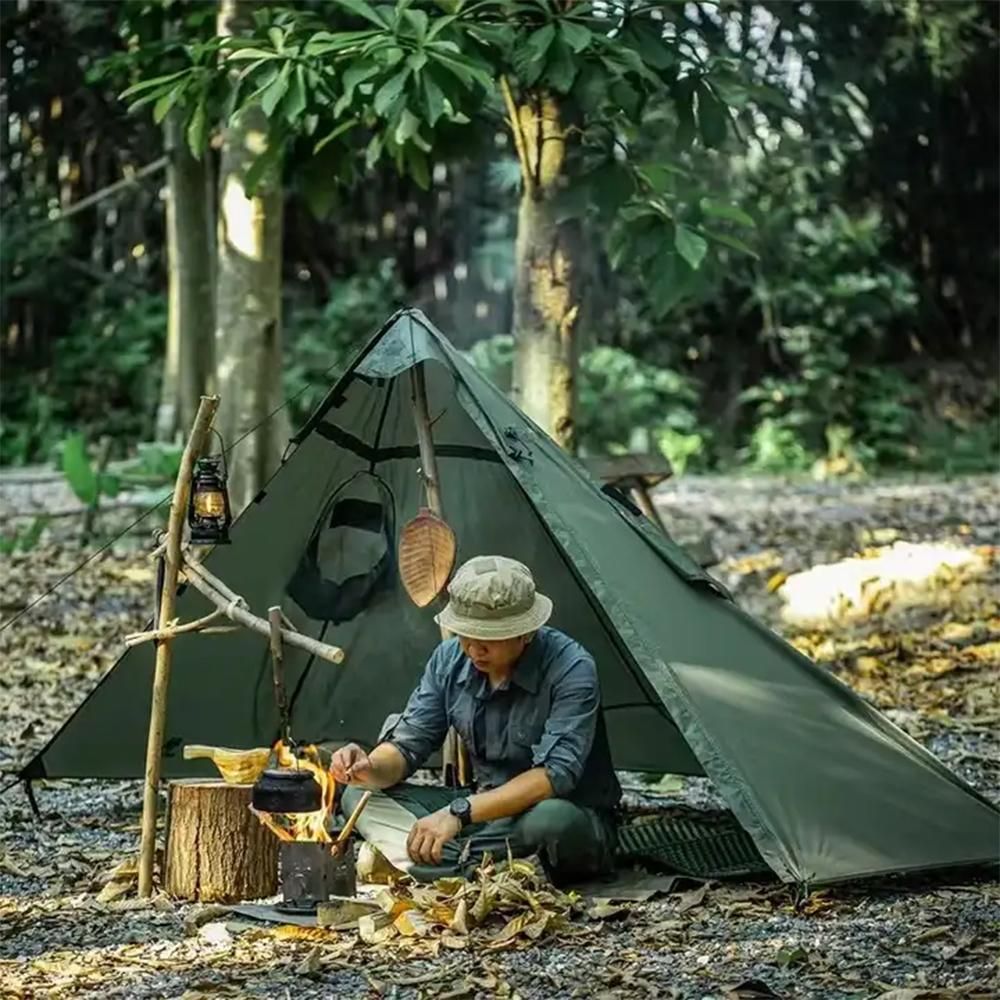 ビッグベア BCテント ポーランド軍幕ポンチョテント ポーランドポンチョテント Pyramid Tent-02 Big Bear Polish  Army Poncho Tent - アウトドア・スポーツ・ファッション ディントコヨーテ 通販ショップ DYNT COYOTE LIFE STYLE  SHOP