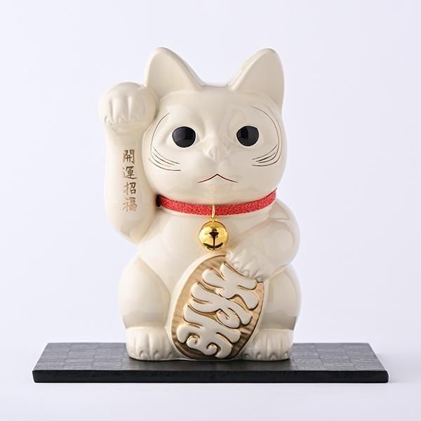 開運厄除け招き猫 白漆 ー 三宝堂オンラインショップ