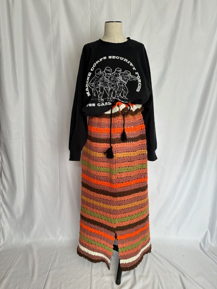 <img class='new_mark_img1' src='https://img.shop-pro.jp/img/new/icons61.gif' style='border:none;display:inline;margin:0px;padding:0px;width:auto;' />UPCYCLED KNIT SKIRT