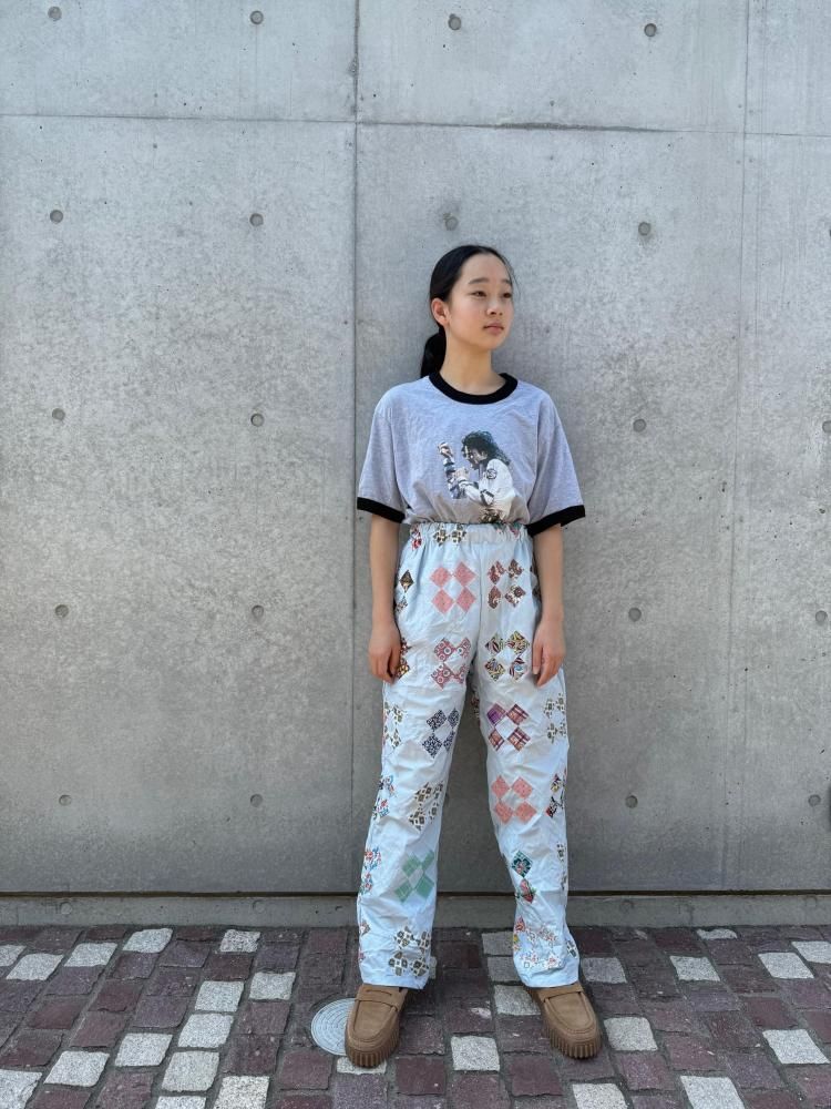 <img class='new_mark_img1' src='https://img.shop-pro.jp/img/new/icons61.gif' style='border:none;display:inline;margin:0px;padding:0px;width:auto;' />moderate original antique quilt top pants pale light blue
