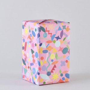セレブレーション柄ピンク包装紙/ラッピングペーパー の商品画像