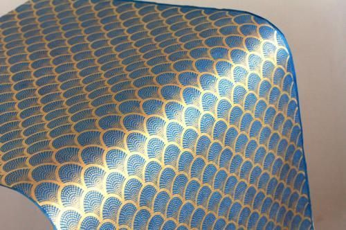 ネパール手漉き紙青と金の波模様ペーパー/包装紙/ラッピングペーパー