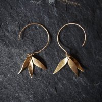 3 leaf pierced earrings(ݥեå