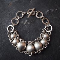 Saber chain bracelet (sphere)
