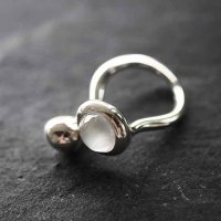 AP-PISTILLI-02 / Silver, Moonstone