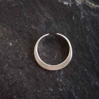 Thin Line ear cuff [ シルバー ]