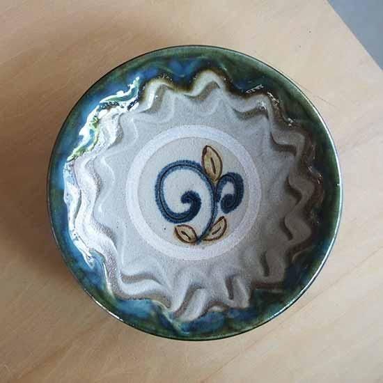 沖縄 やちむん 八角リム皿 宮城陶器 - メルカリ
