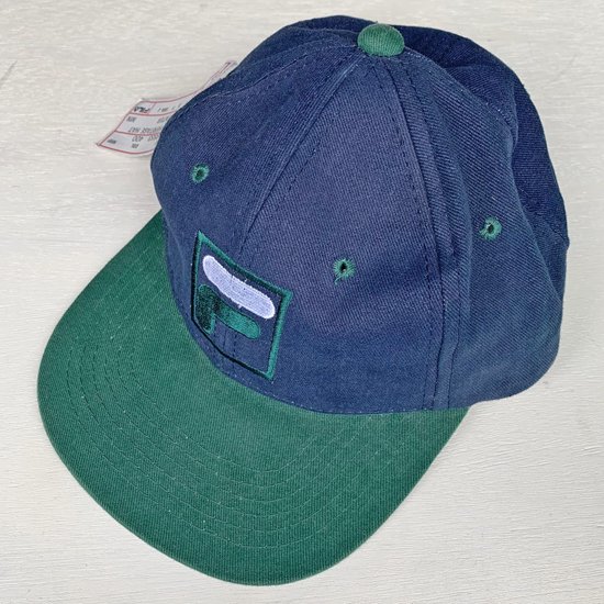 【FILA】90S DEADSTOCK HERITAGE HAT - NVY/HUNTER　フィラ デッドストック 90年代 キャップ -  NY直輸入の日本未発売のアイテムをセレクトするブティック　pieces boutique(ピーシーズ・ブティック)