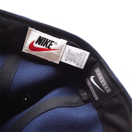 【NIKE】 90s DEADSTOCK CLASSIC FITTED CAP - NAVY　ナイキ 90年代 スウォッシュ フィッティドキャップ  デッドストック ネイビー - NY直輸入の日本未発売のアイテムをセレクトするブティック　pieces boutique(ピーシーズ・ブティック)