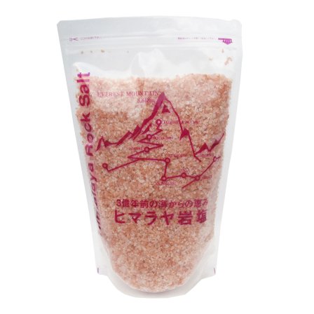 保存に適したチャック付き袋に2-3mmタイプのピンク岩塩を2KG詰めた商品 