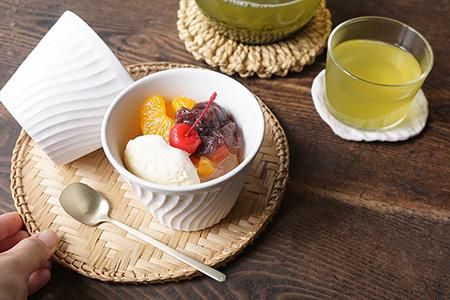 ワ17 ホワイト しのぎカップ - 益子焼の小さな窯元「よしざわ